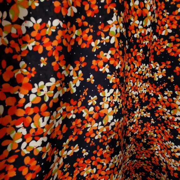 Papermoon Lace Floral Top - Picture 2 of 5